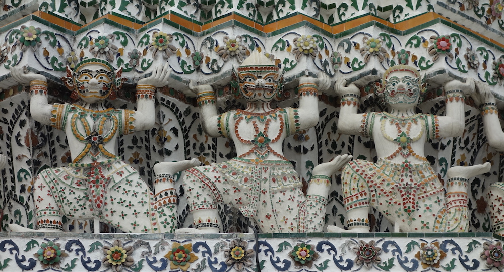 Wat Arun details