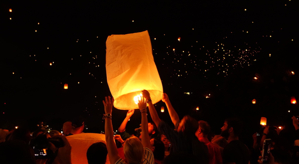 Loi Krathong at Narawat Bridge