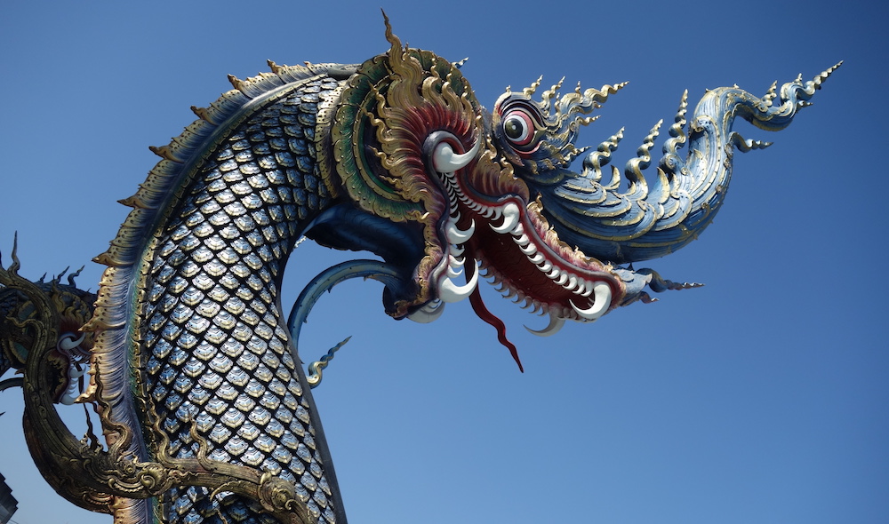 Dragon statue at Wat Rong Suea Ten