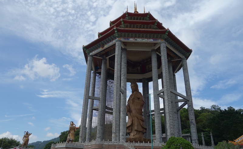 Guanyin statue